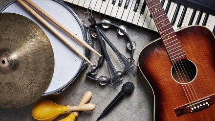 Unterschiedliche Musikinstrumente